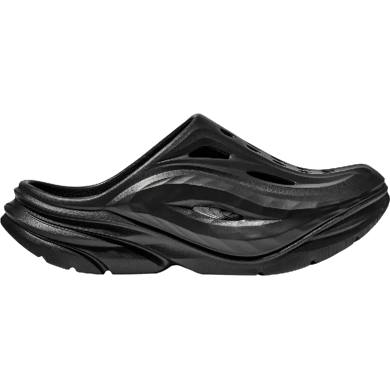 Men's sandals with a flexible sole for easy movementMen's sandals with a flexible sole for easy movementOra Recovery Mule