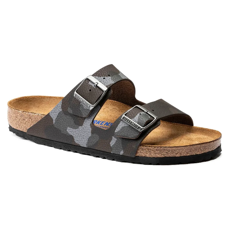 Men's sandals with a durable outer soleBirkenstock Arizona Desert Soil Soft Footbed