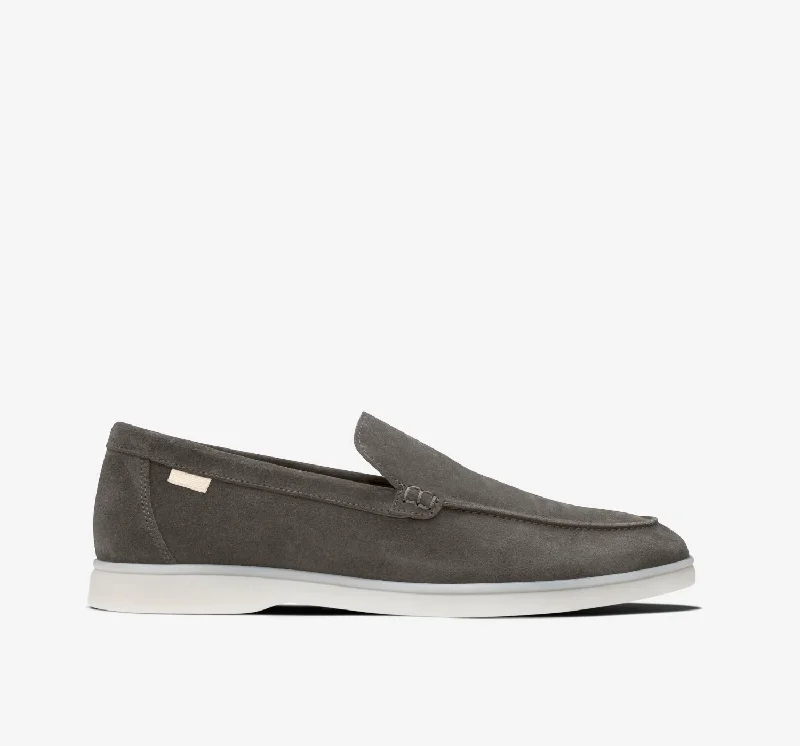 Men's loafers with a stretchy side panel for a better fitEllis Slip On | Slate