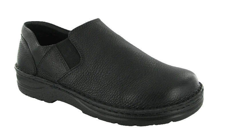 Men's loafers with a rubber sole for durabilityNaot Eiger