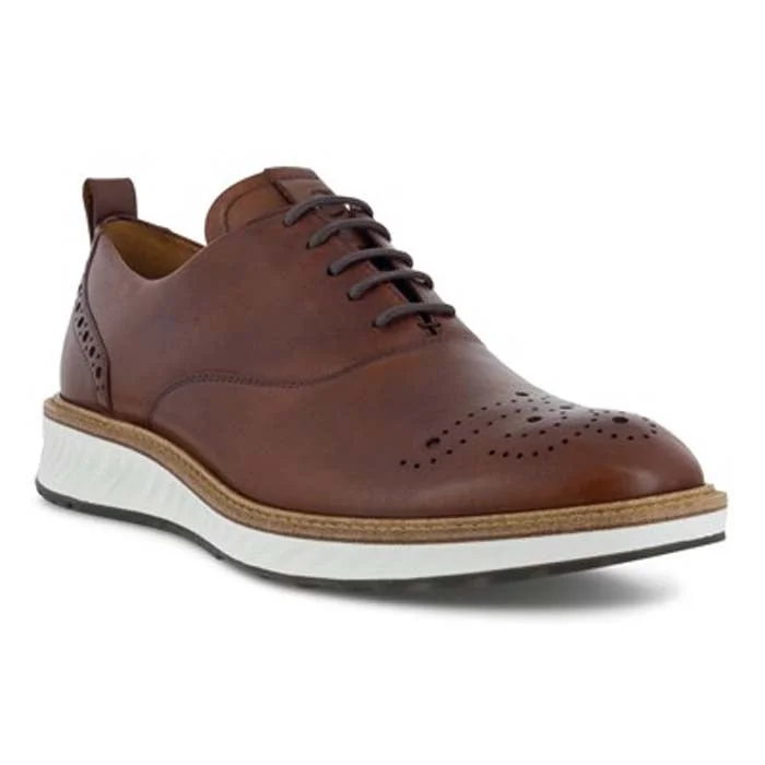 Men's Oxford shoes with a buckle closure and a pointed toeMens Ecco ST 1 Hybrid Derby Wing in Cognac