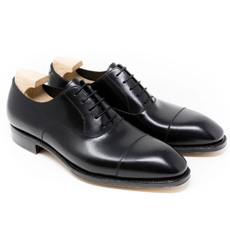 Men's Oxfords with a low - heeled design and a square toeWILLIAMS