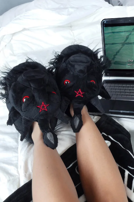 Men's slippers with a decorative pom - pom or tasselDark Lord Slippers