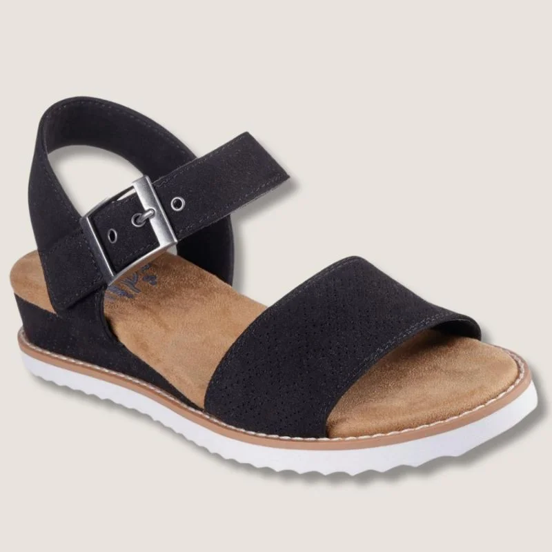 Men's sandals with a toe post designSkechers Desert Kiss - Serendipitous Sandal