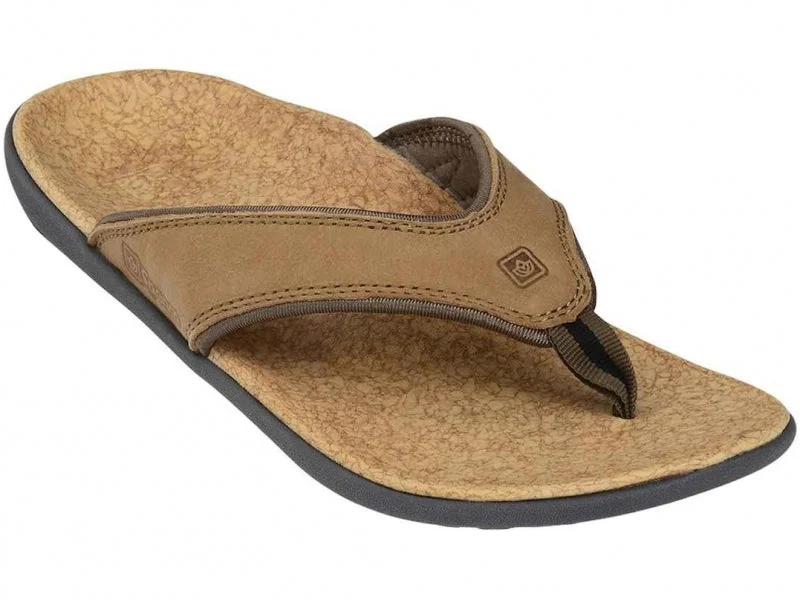 Men's sandals with a stretchy strap for a better fitSpenco Yumi Leather - Men's Sandal