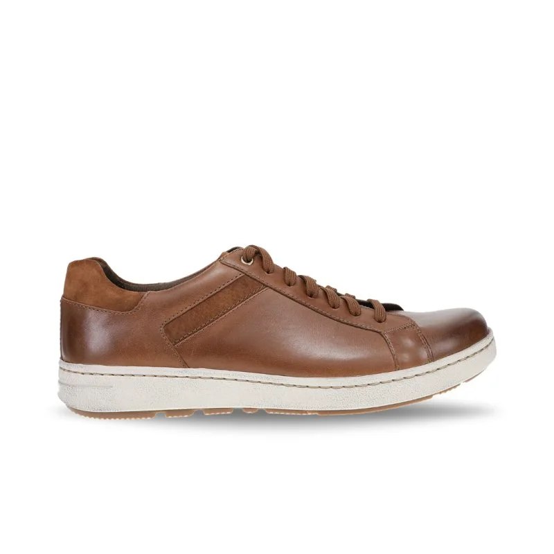 Men's Oxford shoes with a double - buckle strapDansko Men's Trevor - Tan Burnished Calf