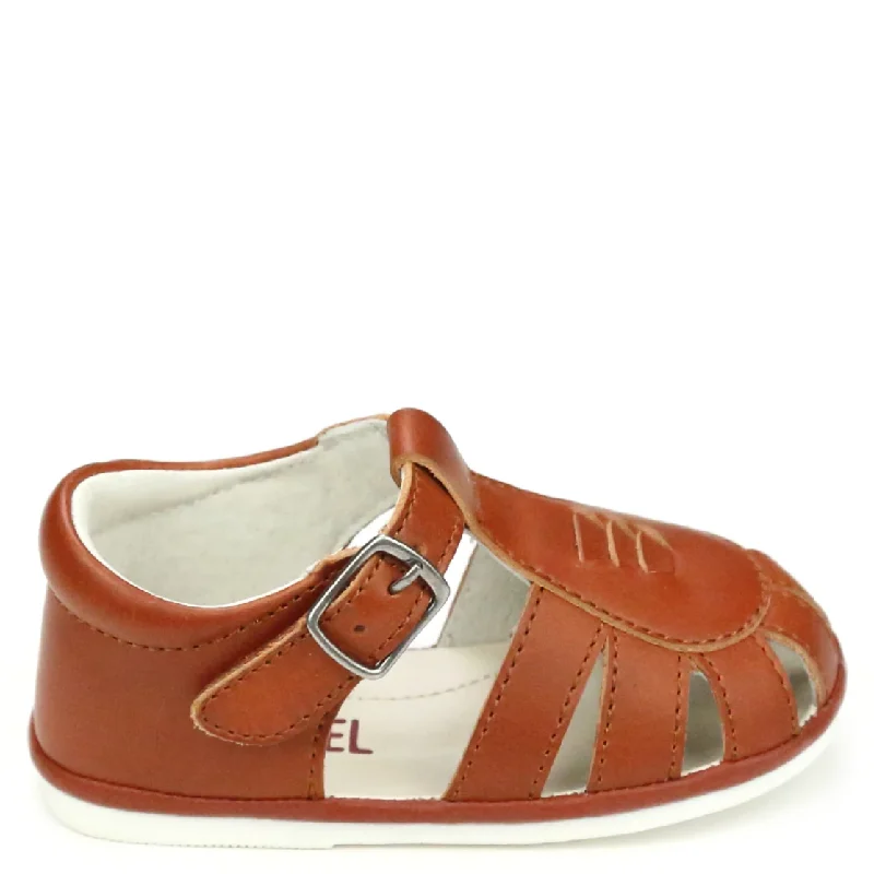 Flip - flop style men's sandals for beach wearBABY HENRY