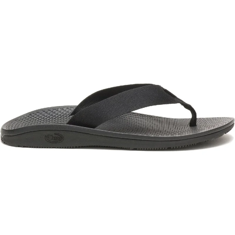 Men's sandals with a decorative buckle or charmMen's sandals with a decorative buckle or charmMen's Classic Flip