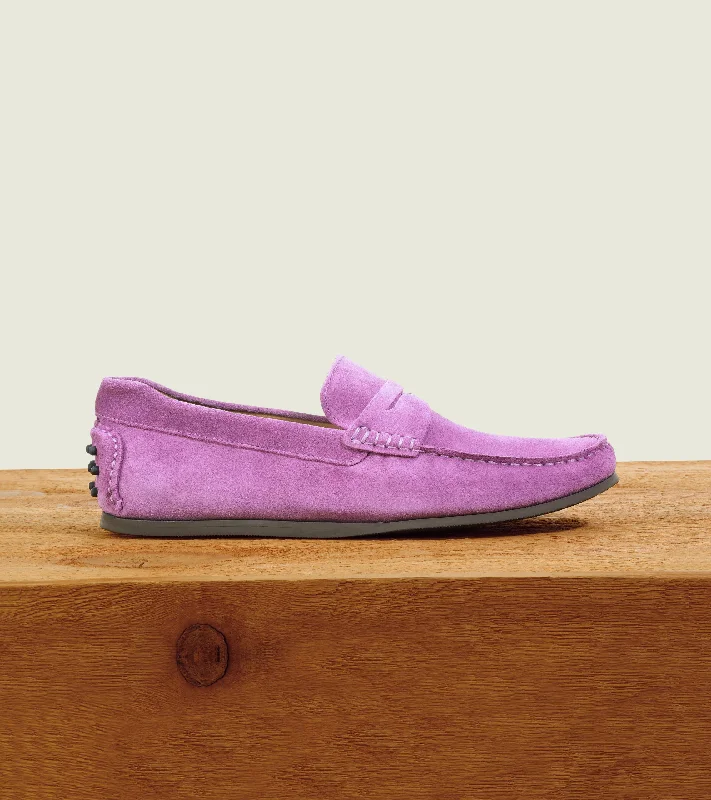 Men's loafers with a cushioned footbedDecker