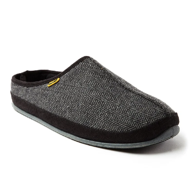 Men's slippers with a pointed toe for a stylish appearanceWherever Unisex in Black Tweed