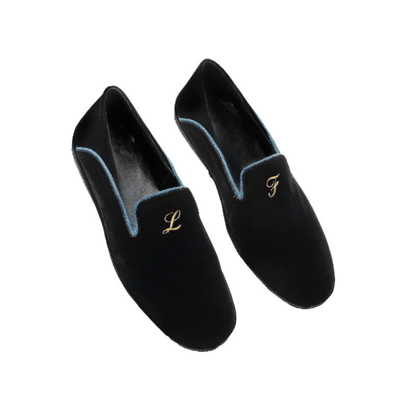 Men's slippers in a warm color like red or brownMansion Black & Blue Slippers