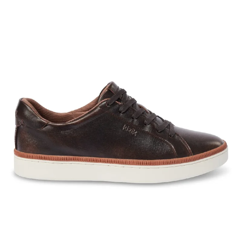 Men's Oxfords with a perforated leather strap for ventilationKizik Men's Sonoma - Brown