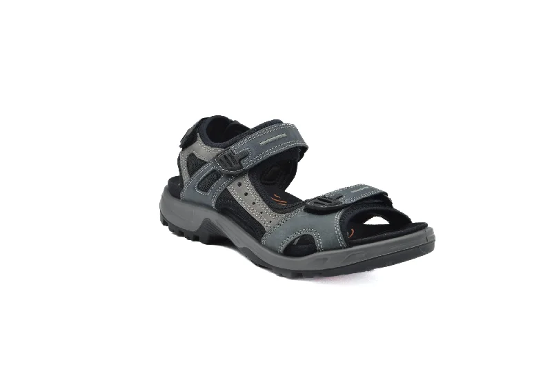 Men's sandals with a stretchy strap for a better fitMen's sandals with a stretchy strap for a better fitECCO MEN'S YUCATAN SANDAL