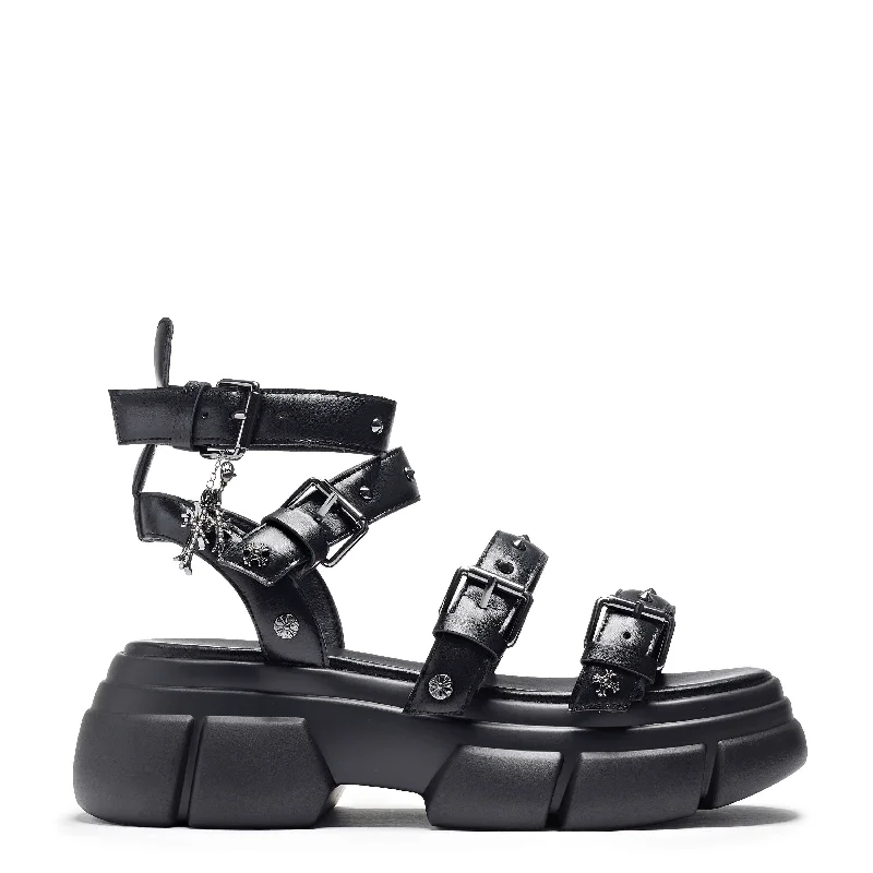 Men's sandals with a perforated leather upper for ventilationMen's sandals with a perforated leather upper for ventilationA Raining Vengeance Charm Platform Sandals