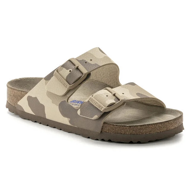 Men's sandals with a rubber sole for tractionMen's sandals with a rubber sole for tractionArizona Soft Footbed Desert Soil