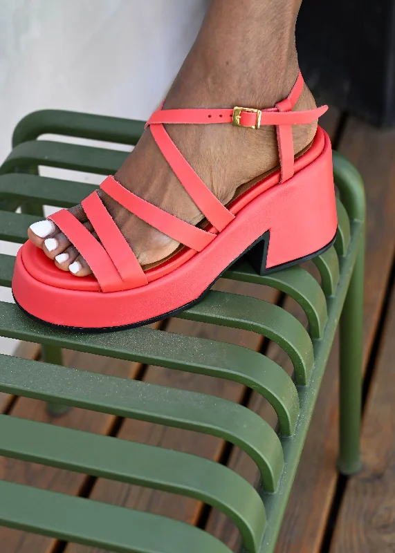 Men's sandals with a wide strap for supportMen's sandals with a wide strap for supportAsymmetric Platform Wedge - Paprika