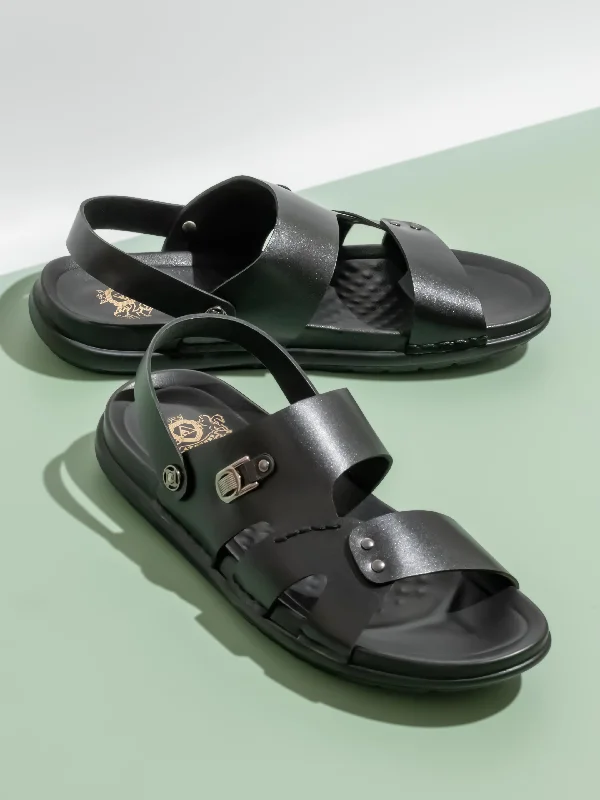 Men's sandals with a cushioned footbedMen's sandals with a cushioned footbedAtesber Black Woven Strap Sandal For Mens