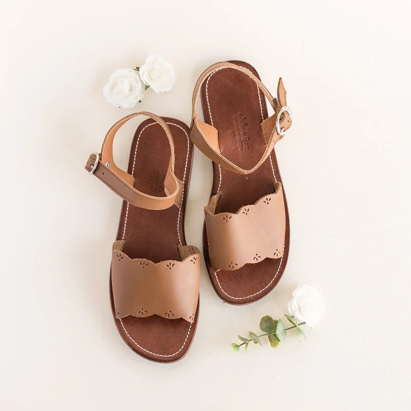 Men's sandals with a cushioned footbedMen's sandals with a cushioned footbedBella {Women's Leather Sandals}