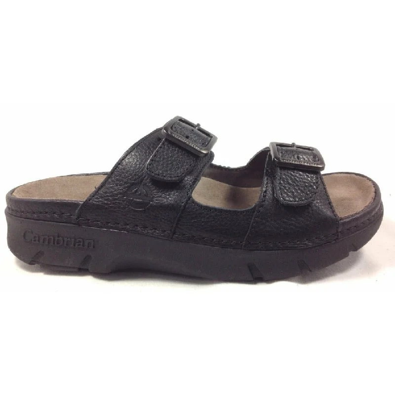 Men's sandals with a contrast stitching detailMen's sandals with a contrast stitching detailCambrian Summit