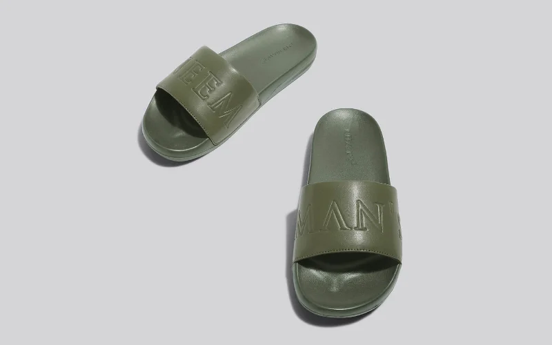 Men's sandals with a removable insole for cleaningMen's sandals with a removable insole for cleaningCushy Slides : Olive