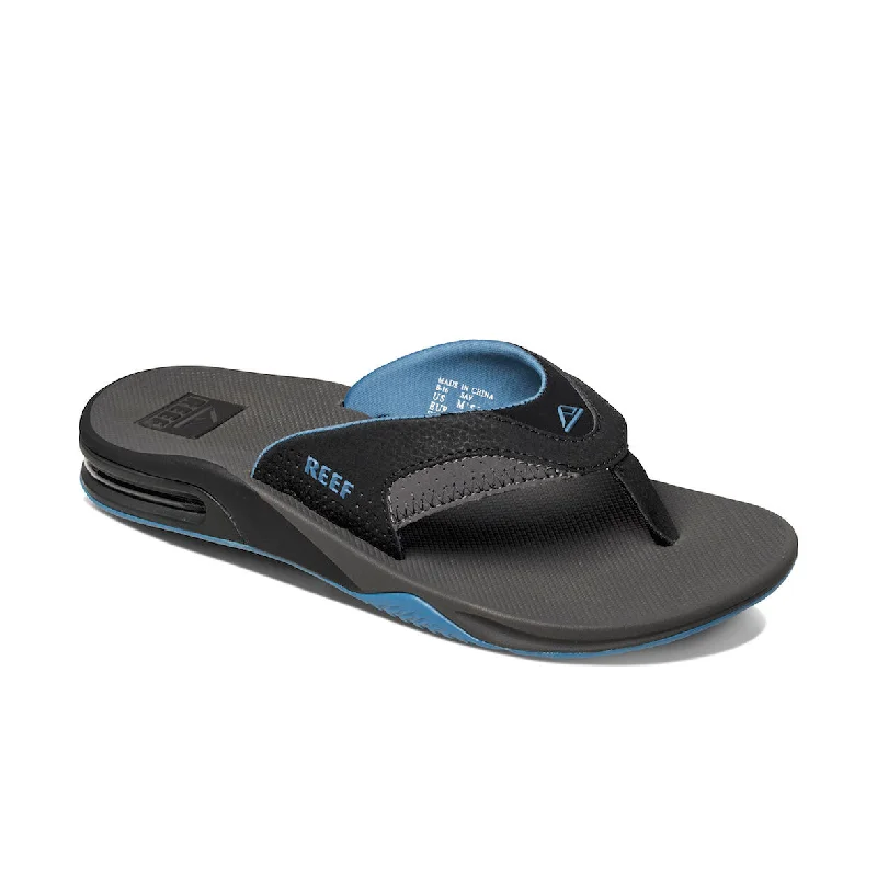 Men's sandals with a stretchy strap for a better fitMen's sandals with a stretchy strap for a better fitMens Fanning-Grey/ Light Blue