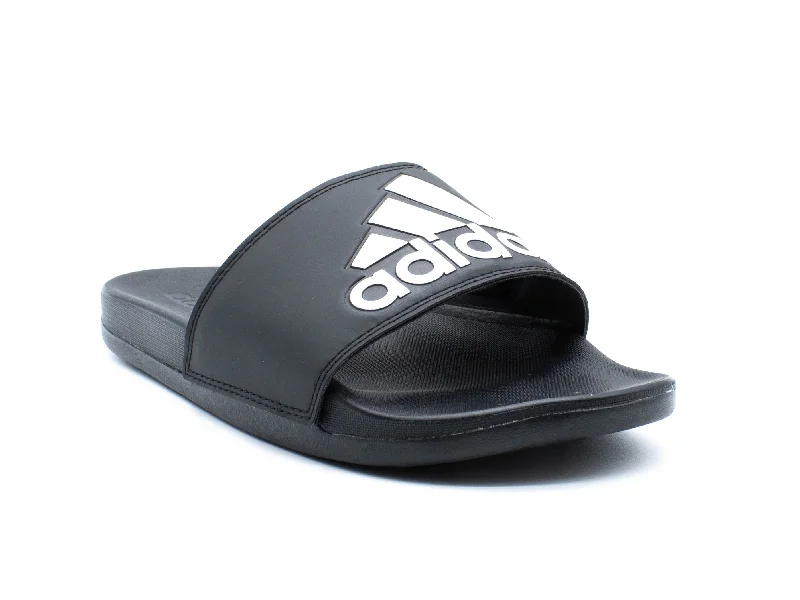 Men's sandals with a removable insole for cleaningMen's sandals with a removable insole for cleaningADIDAS ADILETTE SHOWER SLIDES