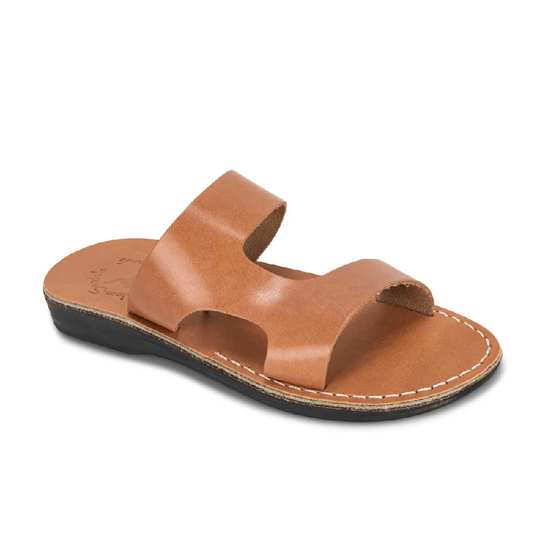 Men's sandals with a rubber sole for tractionMen's sandals with a rubber sole for tractionJune - Leather Side Strap Sandal | Tan