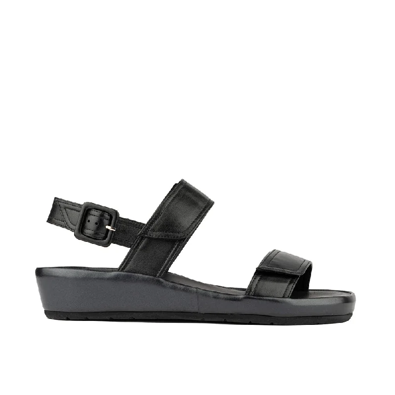 Men's sandals with a shock - absorbing insoleMen's sandals with a shock - absorbing insoleUNO BLACK NAPPA