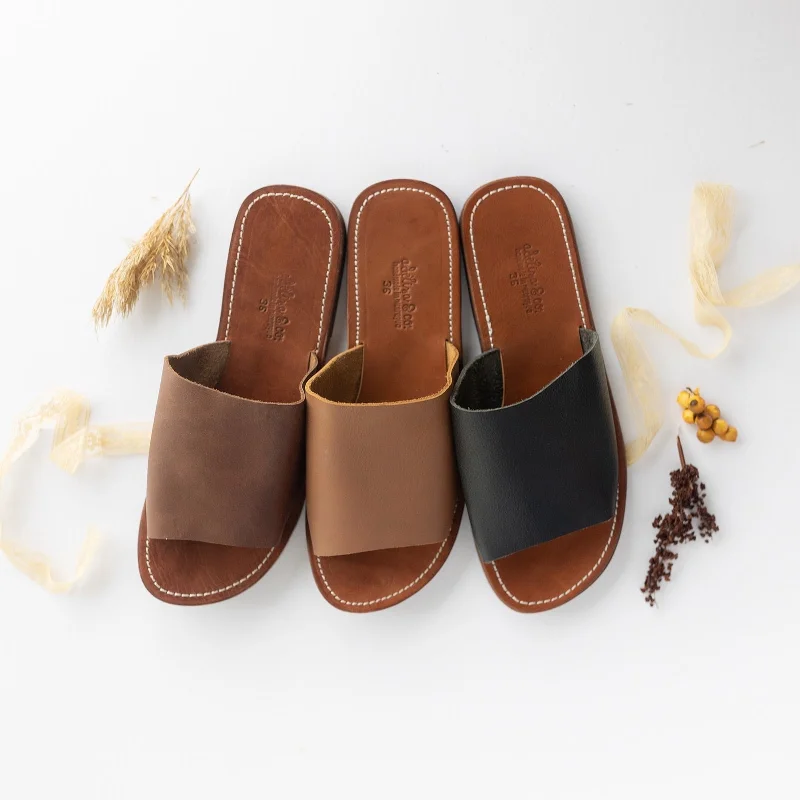 Men's sandals with a cushioned footbedMen's sandals with a cushioned footbedVerano Slide {Women's Leather Sandals}