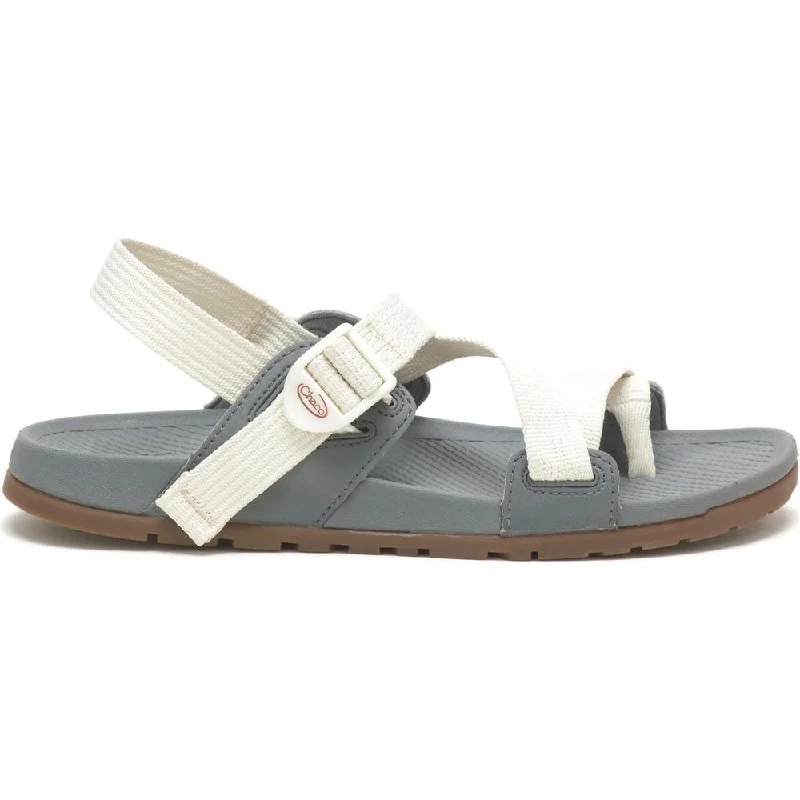 Men's sandals in a neutral color like black or brownMen's sandals in a neutral color like black or brownW Lowdown 2