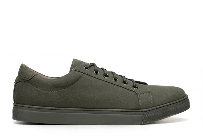 Men's tennis sneakers with a non - slip outsole772 Sneaker in Dark Olive from Ahimsa