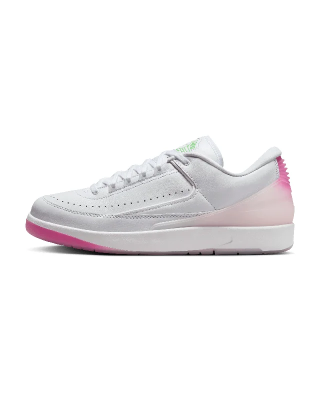 Men's basketball sneakers with ankle supportAir Jordan 2 "Sakura" - White / Strike Green / Playful Pink