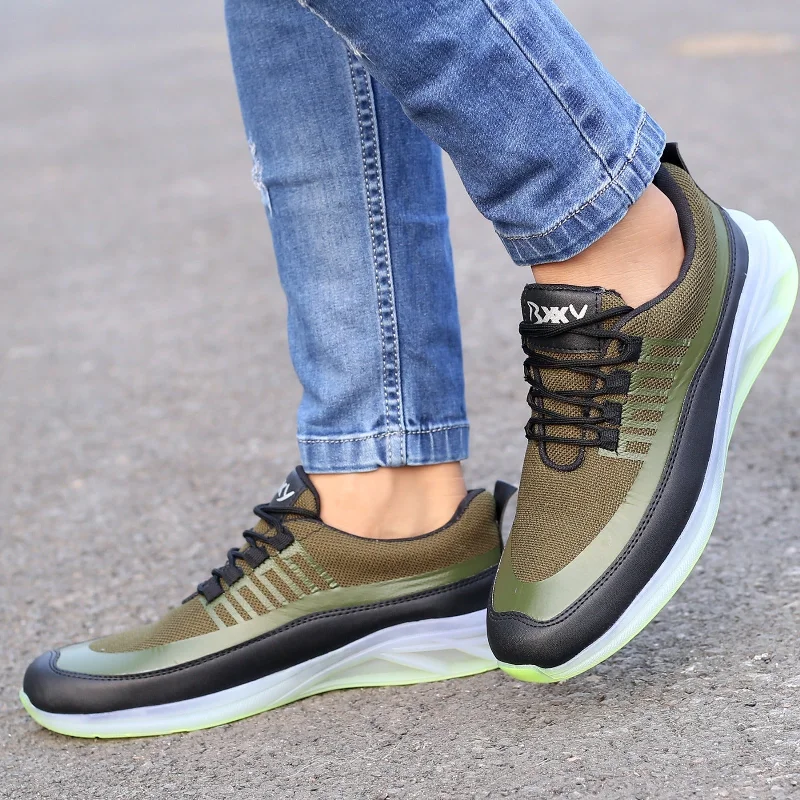 Men's casual leather sneakers with a distressed finishBxxy's Stylish And Casual Lace-up Shoes