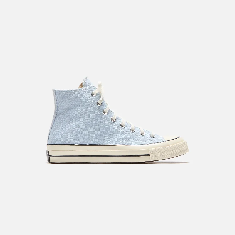 Men's retro - style sneakers inspired by the 80sConverse Chuck 70 High - Cloudy Daze / Egret / Black