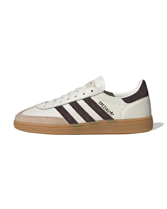 Men's high - performance basketball sneakers with air cushioningHandball Spezial - Off White / Dark Brown / Gum