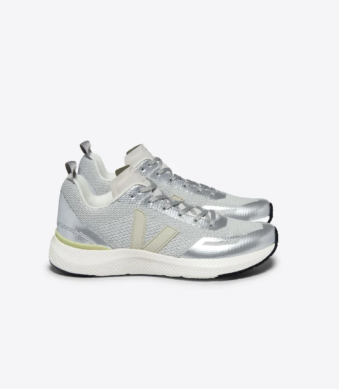 Men's chunky - sole sneakers for a trendy lookImpala Mesh in Grey Pierre Silver from Veja