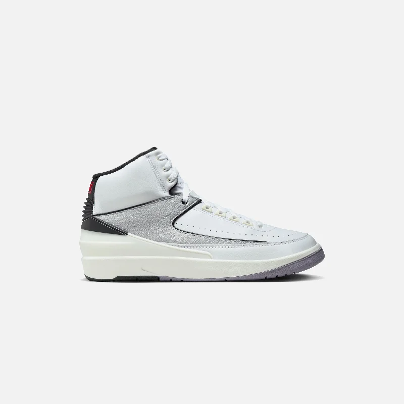 Men's memory - foam insole sneakers for added comfortJordan Air Jordan 2 Retro - White / Fire Red / Black / Sail / Cement Grey