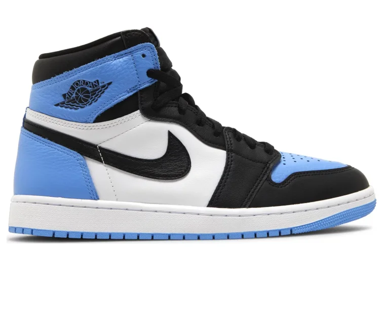 Men's soccer - inspired sneakers with a studded soleMen's Nike Air Jordan 1 High (UNC Toe)