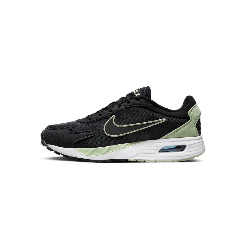 Men's affordable yet stylish sneakers for everyday wearNike Air Max Solo Black