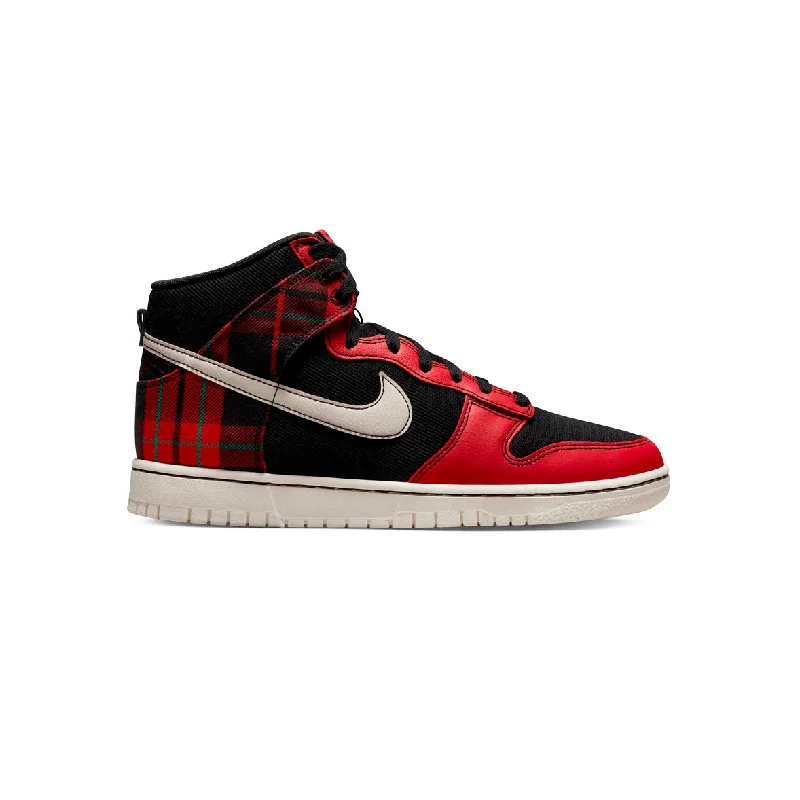 Men's multi - colored sneakers with a gradient effectNike Dunk Hi Retro Black