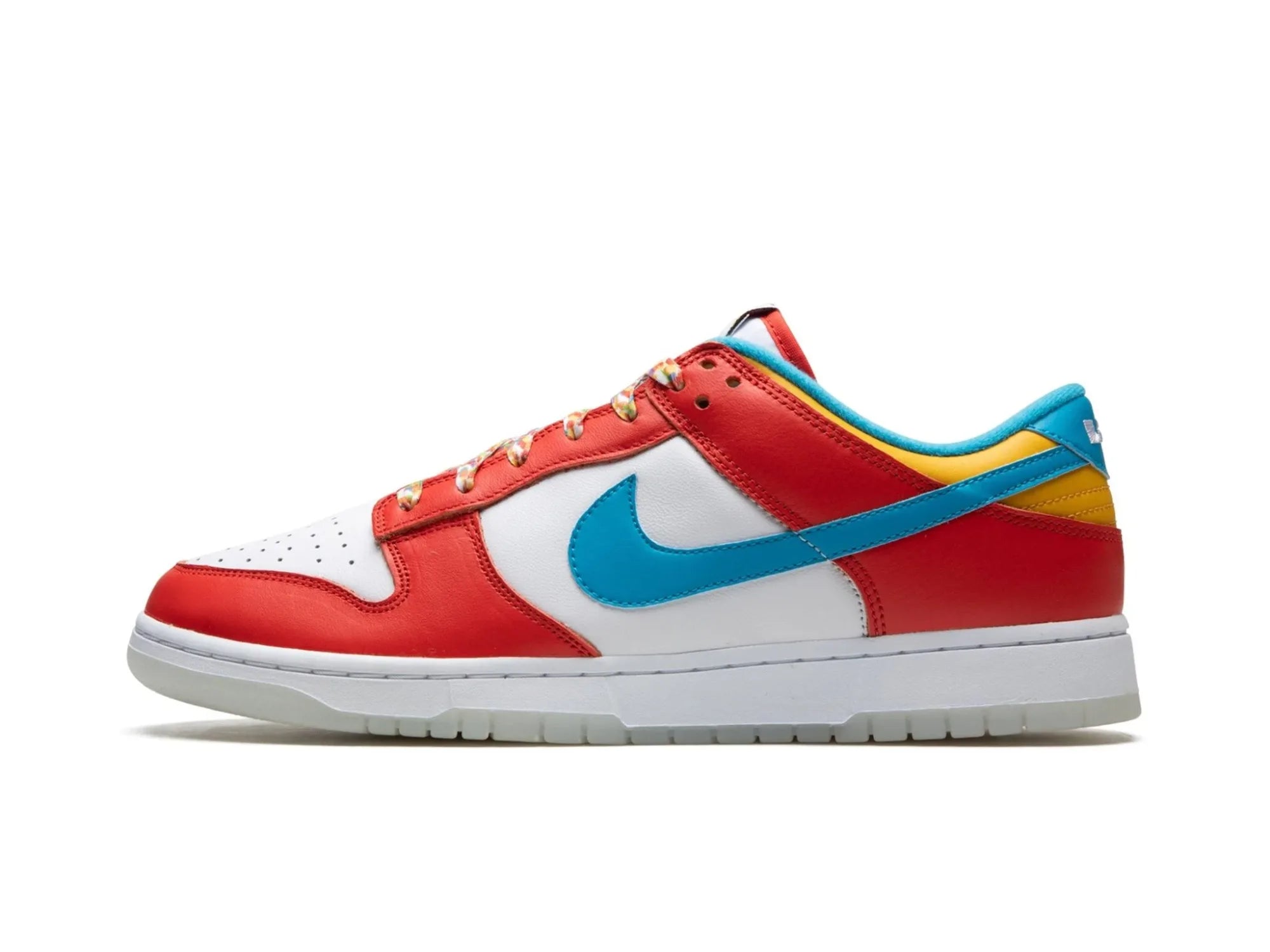 Men's casual sneakers with a woven upper for a unique textureNike Dunk Low QS LeBron James "Fruity Pebbles"