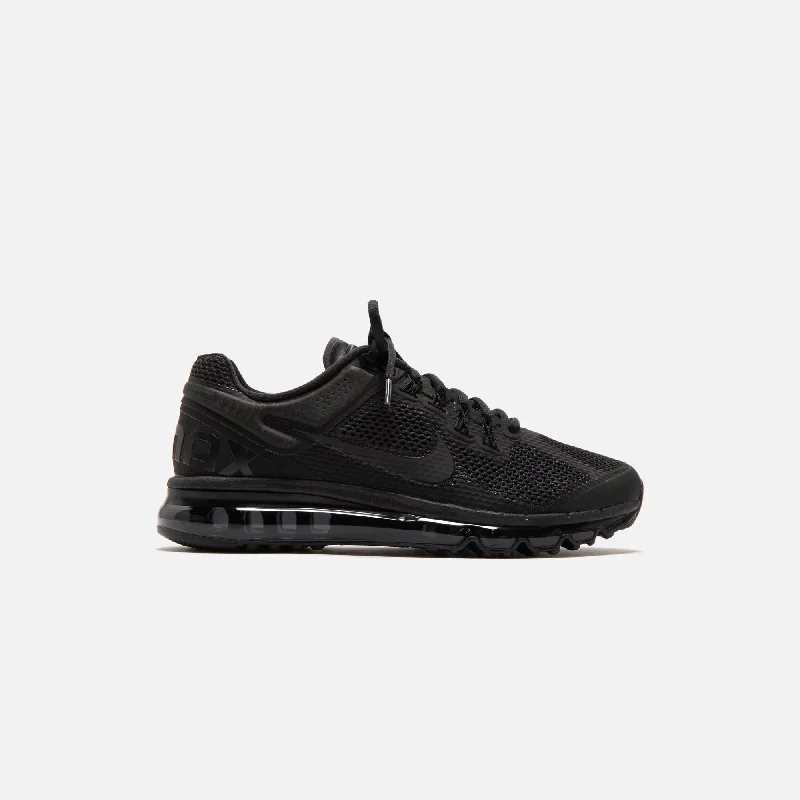 Men's waterproof hiking sneakers with a Gore - Tex liningNike Air Max 2013 - Black / Black