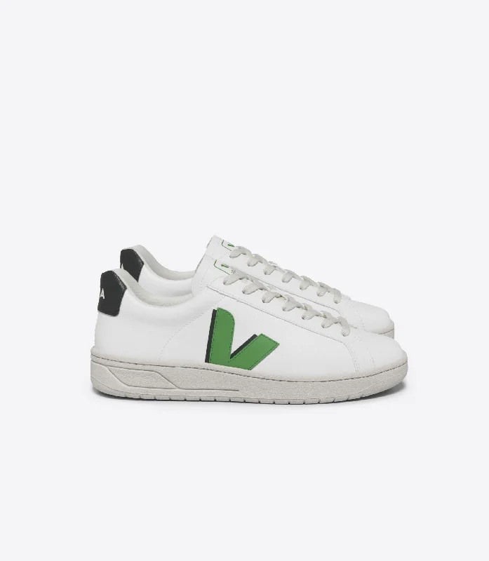 Men's classic - style sneakers with a modern twistUrca CWL in White Leaf Cyprus from Veja