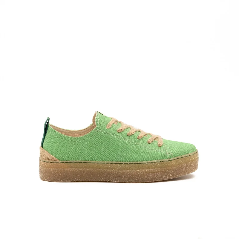 Men's minimalist sneakers with a simple designVegan sneaker Green INE006