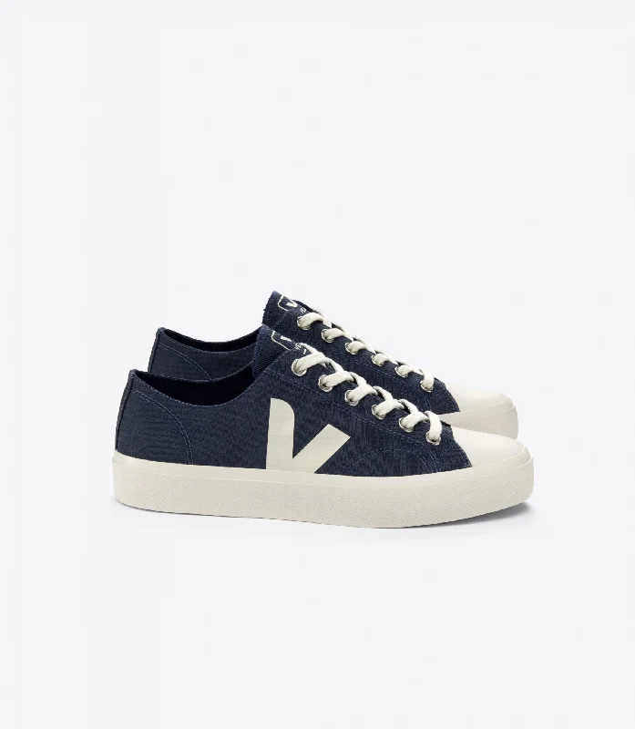 Men's navy blue suede sneakers with gold - toned eyeletsWata II Low Canvas in Nautico Pierre from Veja